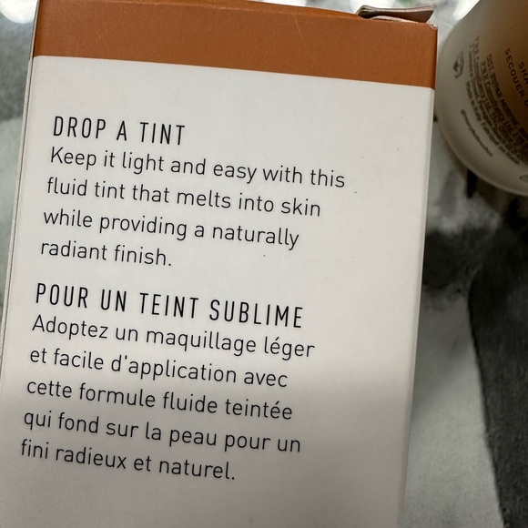 Morphe Foundation-Hint Of Cappuccino sheer to medium coverage Deep Tan w Neutral - Picture 3 of 7